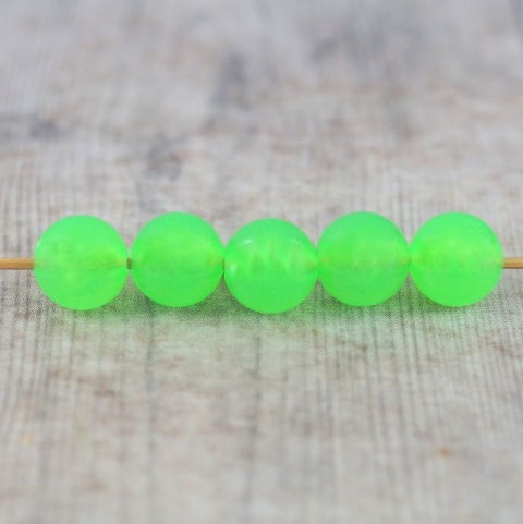 KORALIKI FLUORESCENCYJNE ZIELONE 8 mm 5 szt. KORALIKI FLUORESCENCYJNE ZIELONE 8 mm 5 szt.