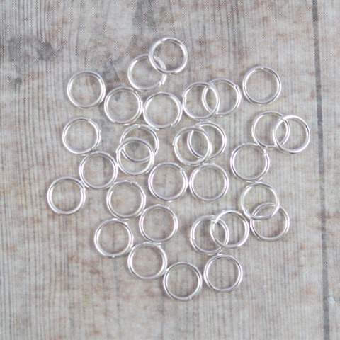 KÓŁKO MONTAŻOWE SREBRNE 8 mm 10 szt. KÓŁKO MONTAŻOWE SREBRNE 8 mm 10 szt.