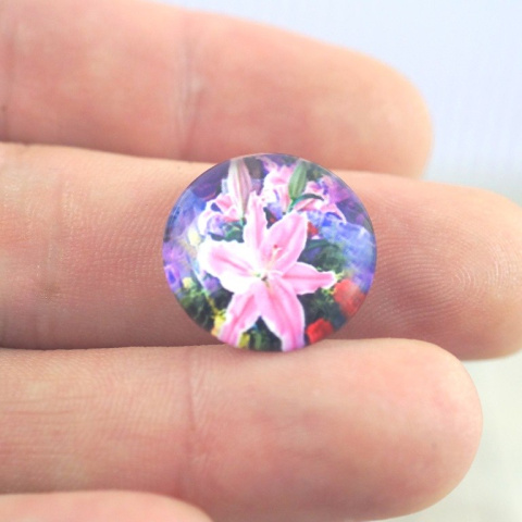 KABOSZON SZKLANY KWIATY 18 mm KABOSZON SZKLANY KWIATY 18 mm