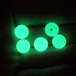 KORALIKI FLUORESCENCYJNE BIAŁE 10 mm 5 szt.