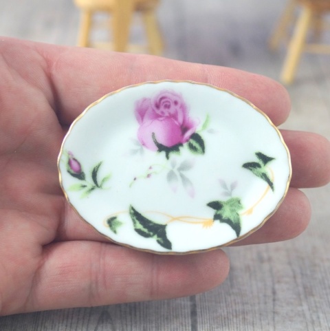 MINIATUROWY TALERZYK PORCELANOWY